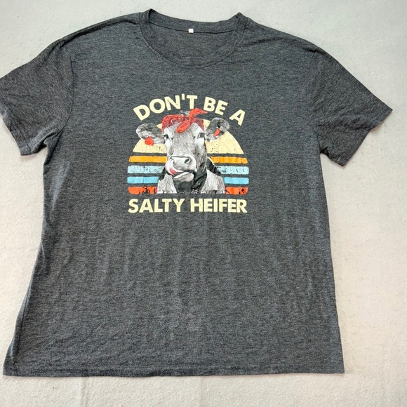 Women's 2XL "Don't Be a Salty Heifer" Graphic Tee Cow Bandana Design Funny Farm - Picture 1 of 10
